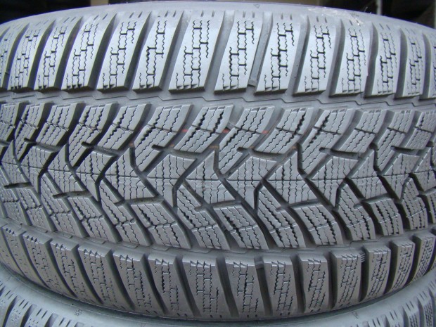 225/40 r18 Dunlop 2022-es tli gumi 225/40r18