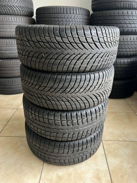 225/40r18 225/40 r18 tli gumi