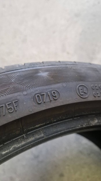 225/40r18 Continental 