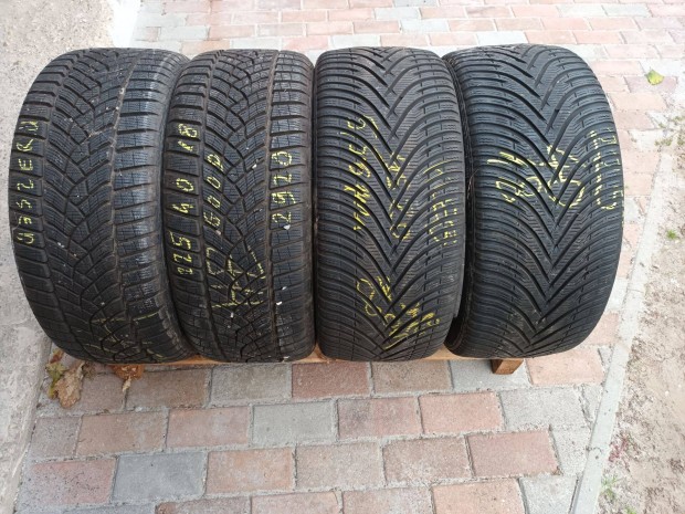 225/40r18 használt téligumi 4db szép