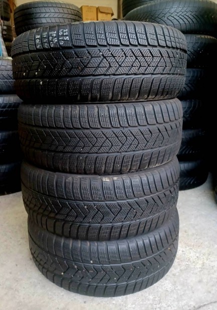 225/40r19 225/40 r19 tli 4db 