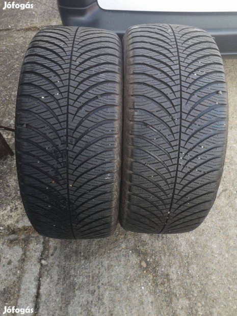 225/45R17 2-2db négyévszakos gumi