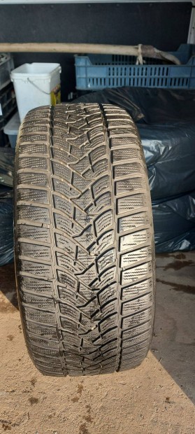 225/45R17 Dunlop tligumi