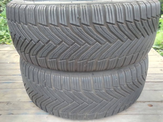 225/45R17 Michelin Alpin6 tli gumi