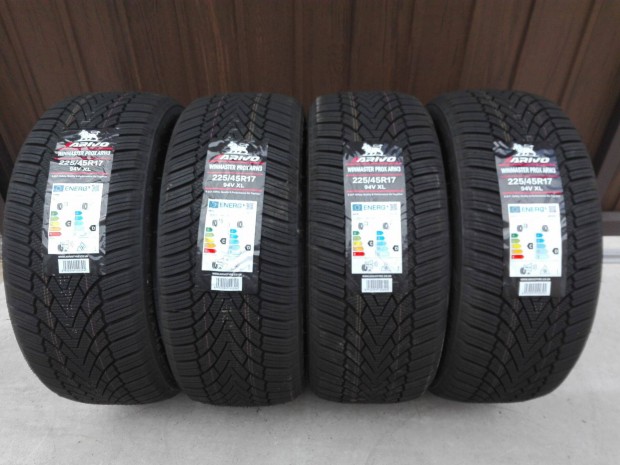 225/45R17 Új Arivo téli gumi garnitúra 225/45 r17
