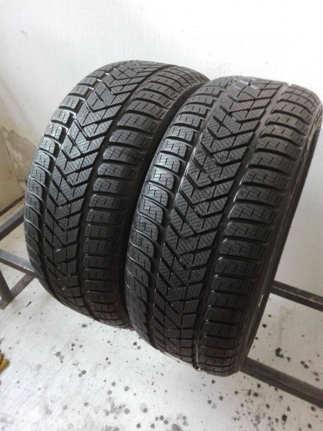 225/45R17 Új Pirelli téli gumi 2db 225/45 r17