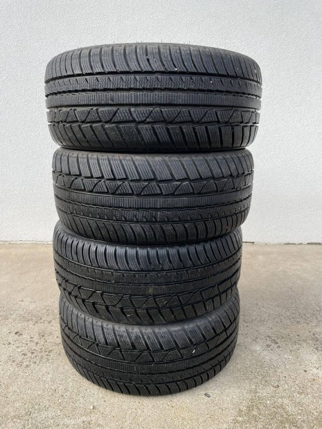 225/45R17 jszer tligumi garnitra