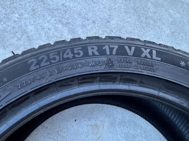 225/45R17 XL Semperit Speed-Grip 5 tli gumi garnitra