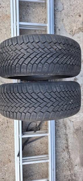 225/45R17  Continental