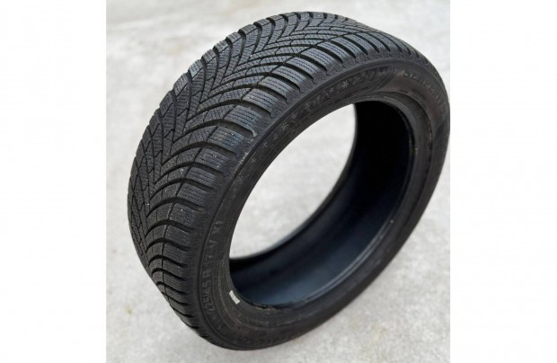 225/45R17 tli gumi garnitra, Semperit 2024-es