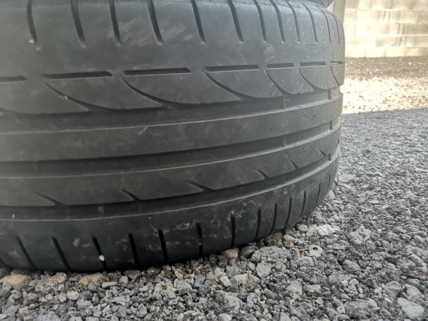 225/45R18 255/40R18 Ktszles Bridgestone nyrigumik eladk