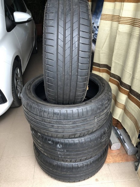 225/45R18 Bridgestone nyári gumi garnitúra