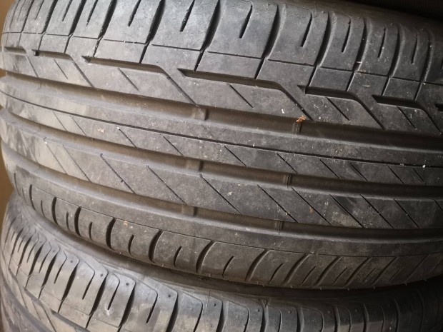 225/45R19 225/45 Bridgestone nyárigumik