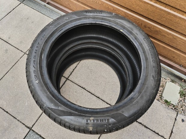 225 45 17 pirelli 225/45 R 17 nyári gumi 2 db