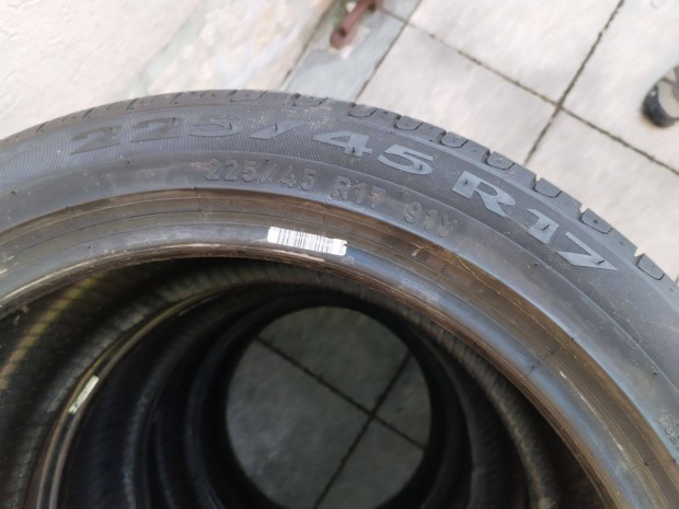 225 45 17 pirelli 225/45 R 17 nyári gumi garnitura