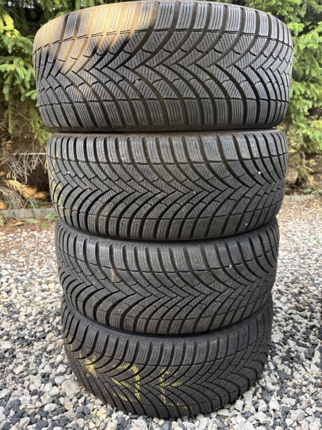 225/45 17 semperit speed grip 5 teligumi garnitura
