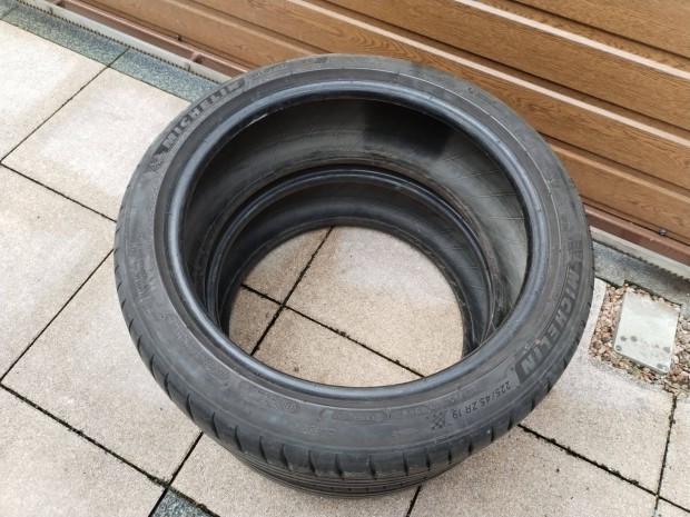 225 45 19 michelin 225/45 R 19 nyári gumi 2 db