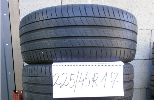 225/45 R17 Continental nyárigumi 4 db