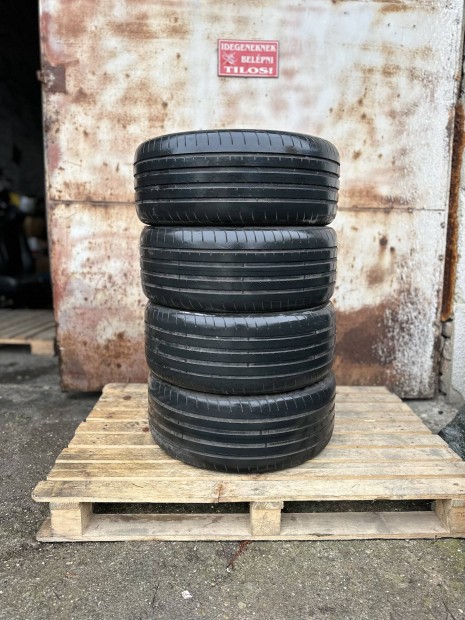 225/45 R17 Goodyear Eagle F1 nyri gumiabroncs garnitra