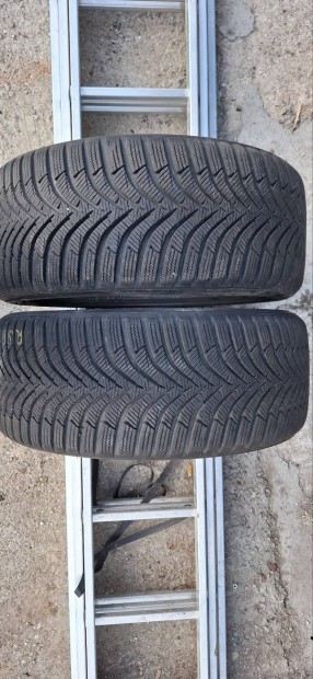 225/45 R17 Hankook