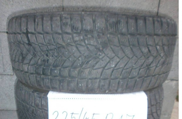 225/45 R17 Hankook/Saetta tligumi 4 db