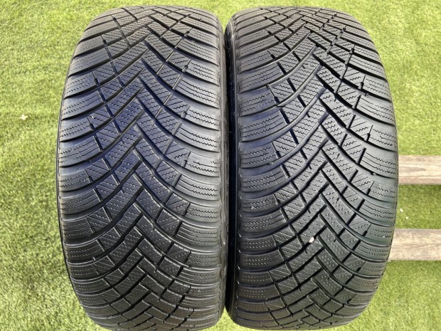 225/45 R17 Hankook Winter ICept RS3 tli gumi 7mm