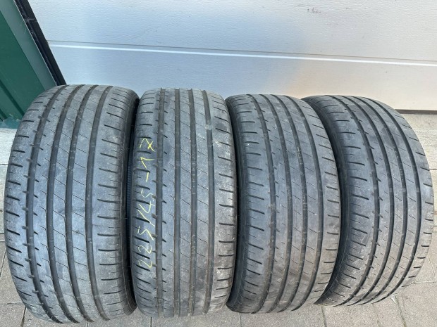 225/45 R17 Lassa Driveways nyri gumi elad! Peremvds!