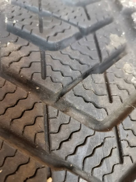 225/45 R17 Pirelli t�li gumi 2db