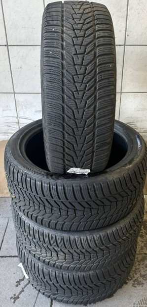 225/45 R18 245/40 R18 Hankook téli
