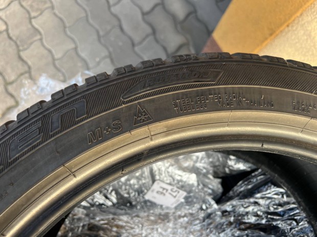 225/45 R18 tligumi