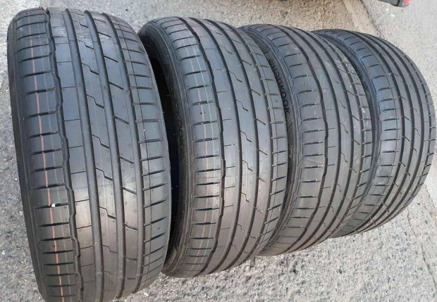 225/45 R19 96W - Hankook Ventus S1 Evo3 - 2024