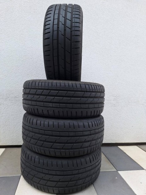 225/45 r17 Hankook defekttűrő ? közel új nyárigumi DOT0823