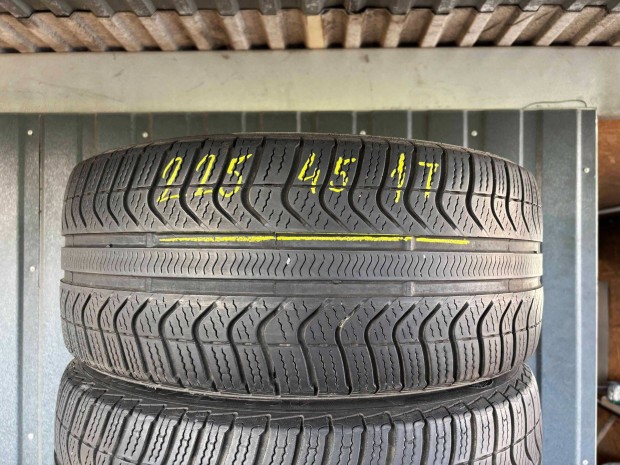 225/45 r17 Pirelli 4 évszakos gumi garnitúra 225/45r17 négyévszak