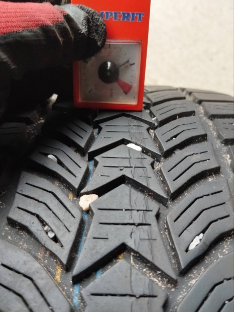 225/45 r17 Téli gumi Debica Németországból 6 mm-es.
