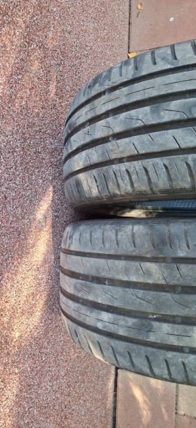 225/45 r17, 215/50 r17 nyri szett