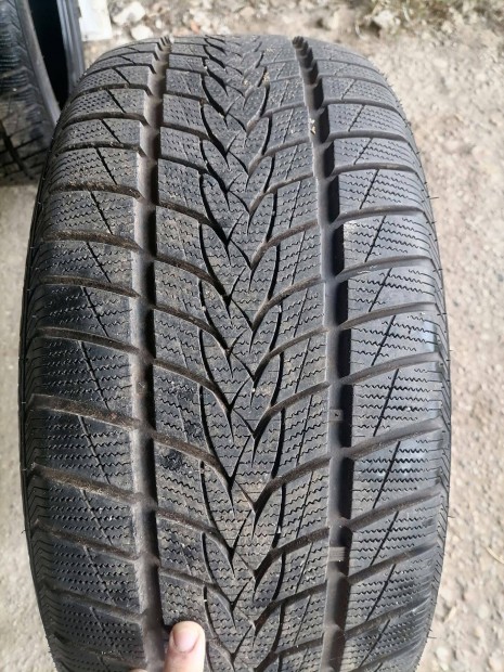 225/45 r17 gumiabroncs