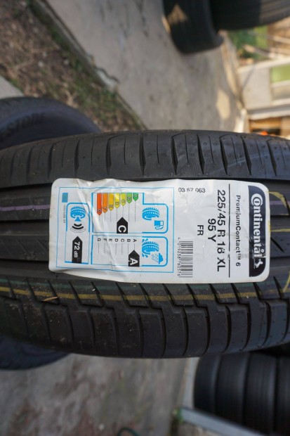 225/45 r18 Continental j nyri gumi 225/45r18