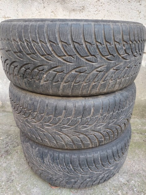 225/45r17 tli 3db