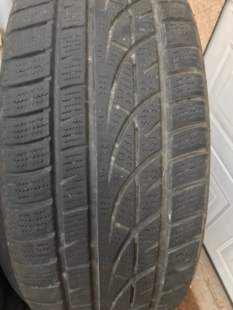 225/45r17 tli gumi Hankook