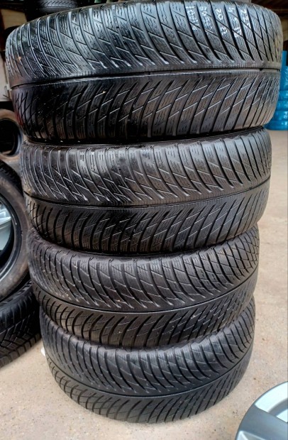 225/45r18 225/45 r18 tli 4db 