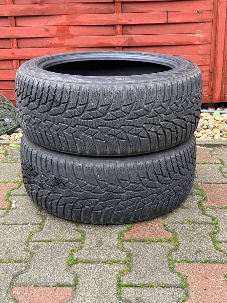 225/45r18 Nokian