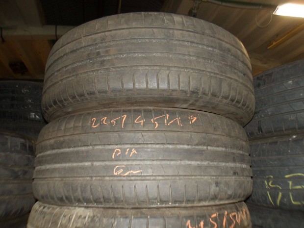 225/45r19 Pirelli nyári gumi ajándék szereléssel