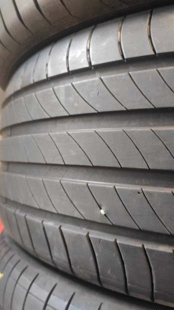 225/50R17 225/50 R17 225/50 17