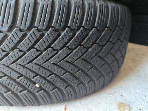 225/50R17 Continental téligumik 225/50 R17 Conti