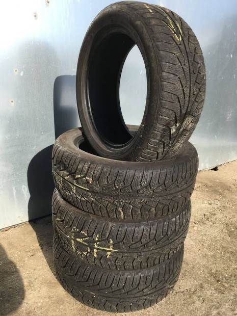 225/50R17 Uniroyal Téli gumi DOT 3017