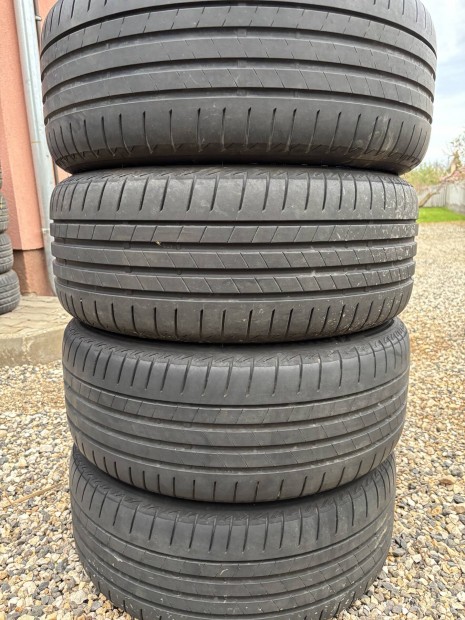 225/50 17 bridgestone turanza t005 nyarigumi garnitura