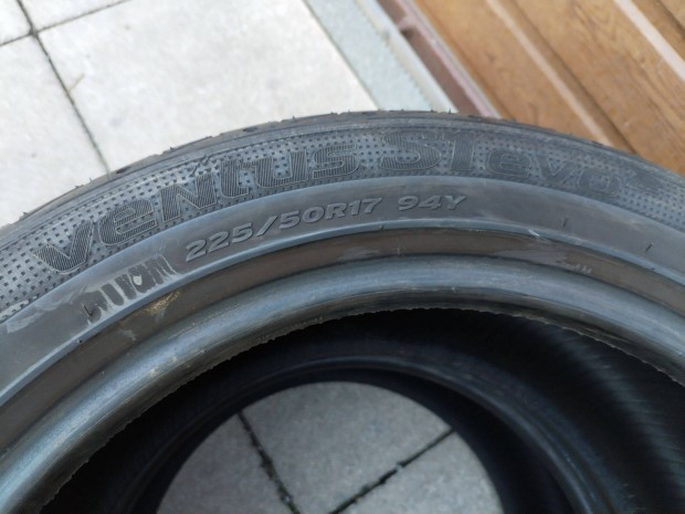 225 50 17 hankook 225/50 R 17 nyári gumi 2 db