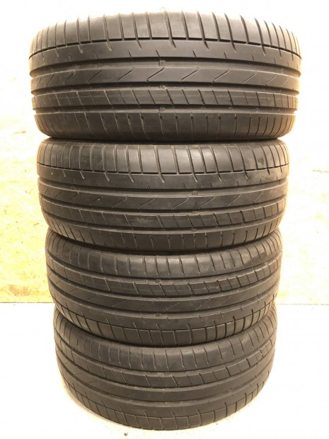 225 50 17 nyári gumi Velox 225/50/17