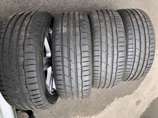 225/50/17 újszerű nyári gumi 225 50 17 Hankook