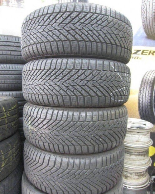 225/50 R17 Pirelli Cinturato Winter 2 98V